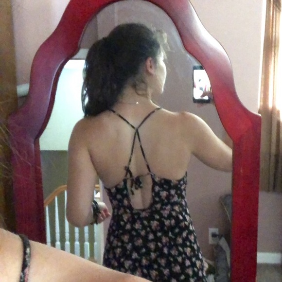 Floral dress - Picture 2 of 3